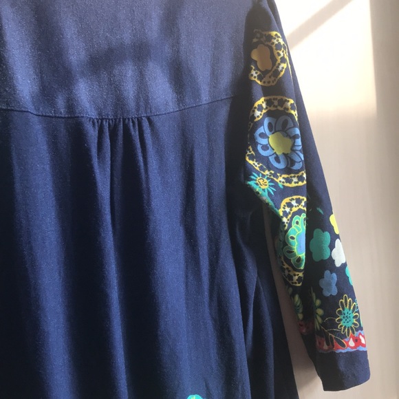 REBORN tunic - Picture 11 of 13